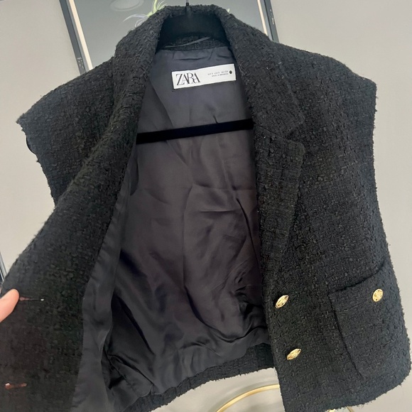Zara tweed black cropped vest with gold buttons Sz S - Picture 10 of 11
